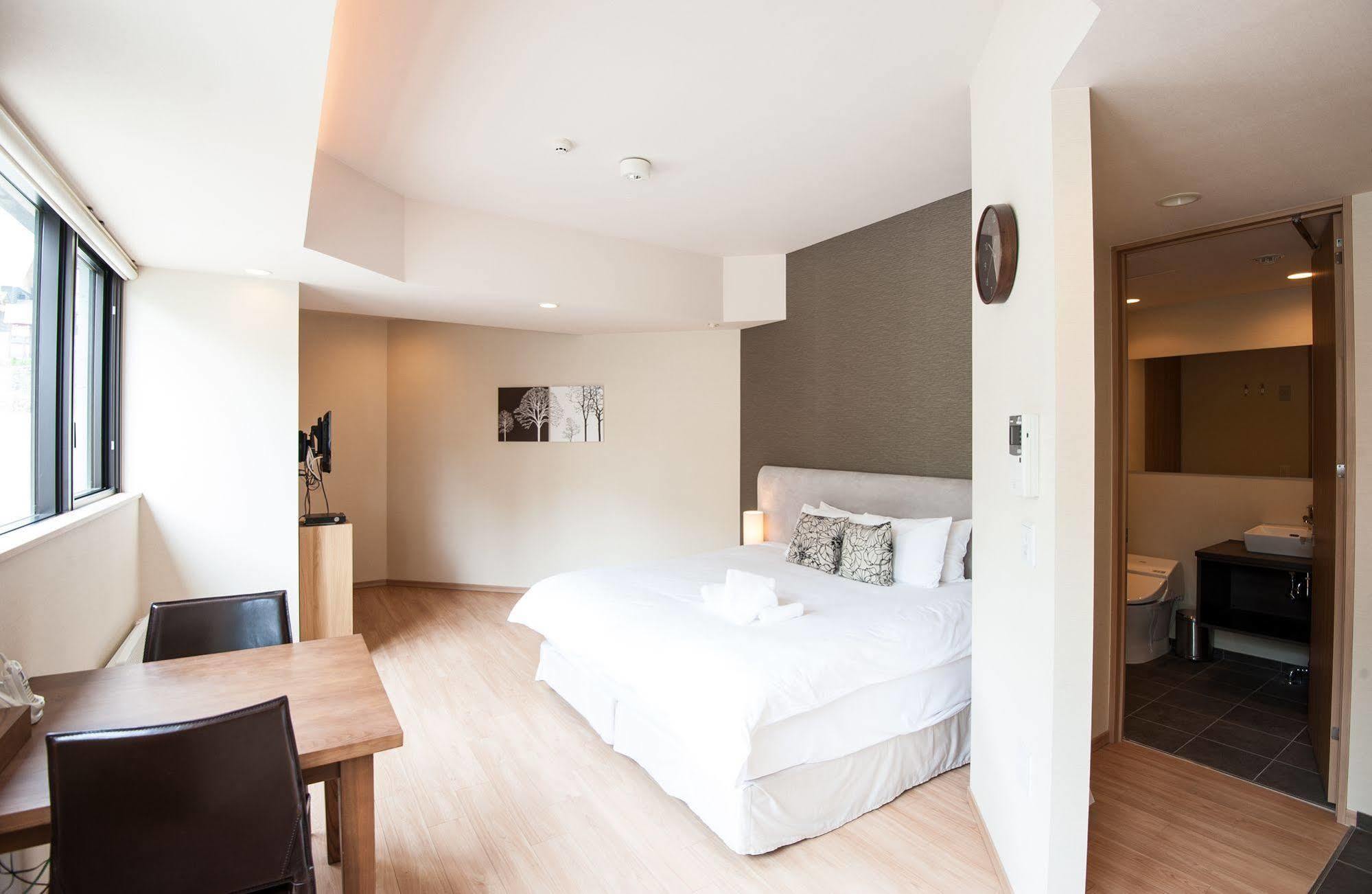 Akazora Hotel Кучан Екстериор снимка