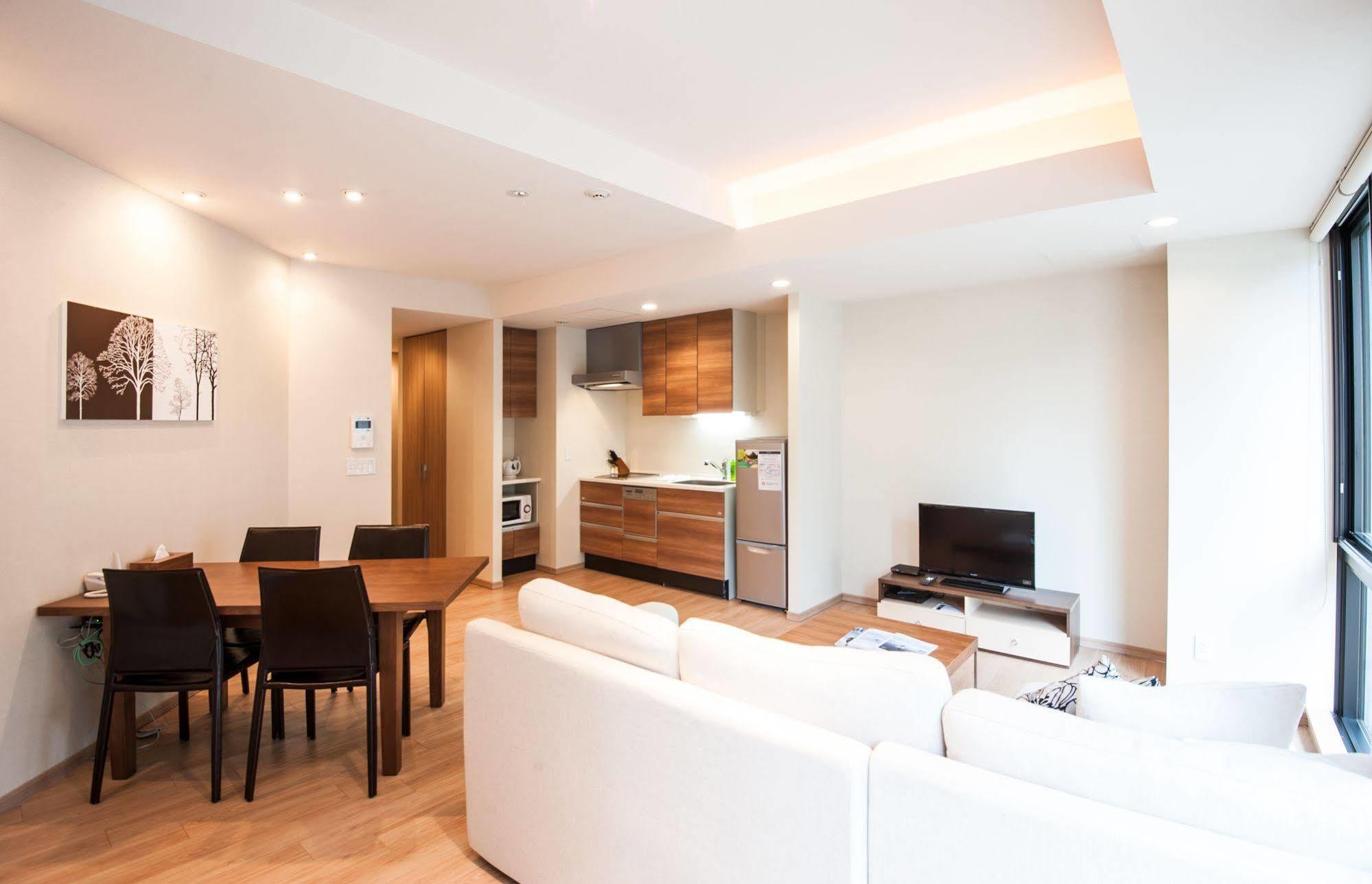 Akazora Hotel Кучан Екстериор снимка